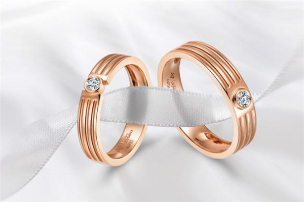 通靈珠寶和謝瑞麟哪個(gè)好 通靈珠寶和謝瑞麟對比