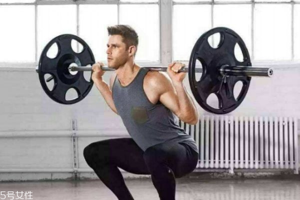 什么時候做深蹲最好呢 一次應該做多少深蹲呢 什么時候做深蹲最好呢 一次應該做多少深蹲呢
