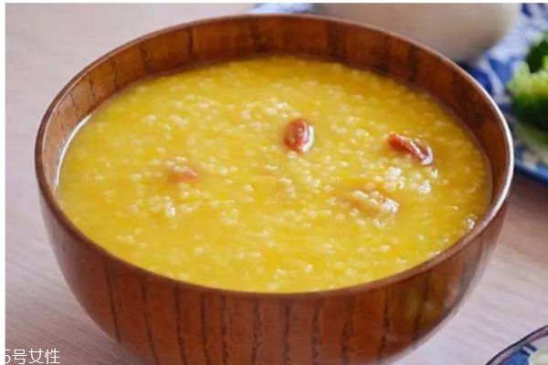 小米有什么營養(yǎng)價(jià)值呢 小米是涼性的食物嗎 小米有什么營養(yǎng)價(jià)值呢 小米是涼性的食物嗎