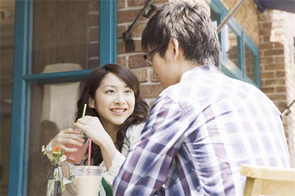 女生說沒胃口怎么回復(fù) 女朋友沒胃口吃飯?jiān)趺春? alt=