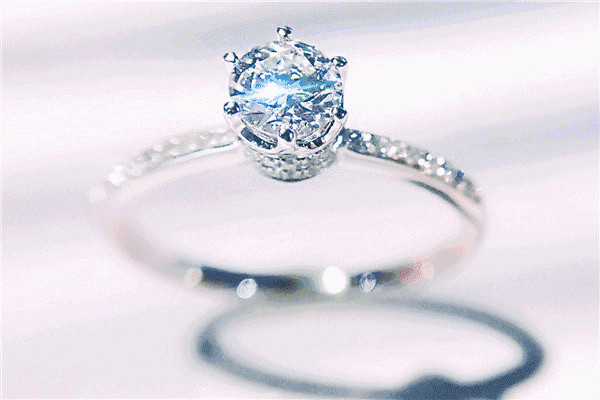 鉆石透明度怎么看 什么是透明度級別 鉆石透明度怎么看 什么是透明度級別
