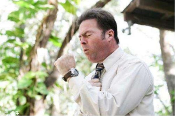 咳嗽會傳染嗎 喉嚨癢咳嗽怎么辦 咳嗽會傳染嗎 喉嚨癢咳嗽怎么辦