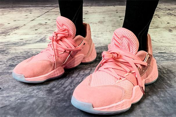 哈登4和kd12哪個(gè)好 哈登4和kd12對(duì)比測(cè)評(píng) 哈登4和kd12哪個(gè)好 哈登4和kd12對(duì)比測(cè)評(píng)