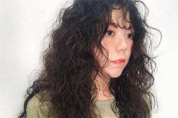 羊毛卷可以燙一次性的嗎 羊毛卷能維持多久 羊毛卷可以燙一次性的嗎 羊毛卷能維持多久