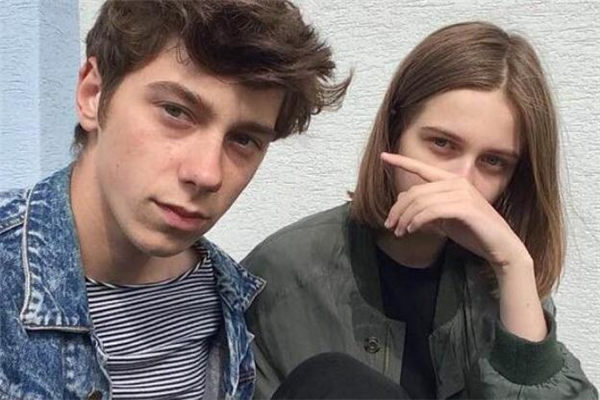 高冷的男生怎么追 高冷的男生喜歡什么樣的女生 高冷的男生怎么追 高冷的男生喜歡什么樣的女生