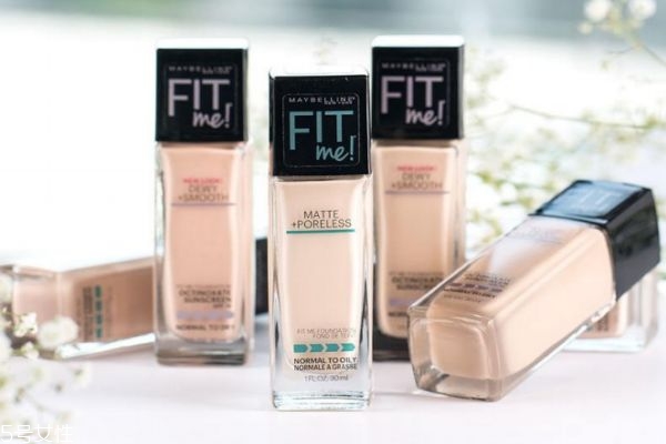 粉底液該怎么涂 如何用刷子打粉底液 粉底液該怎么涂 如何用刷子打粉底液