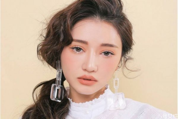 瘦臉針可以一個(gè)月打兩次嗎 瘦臉針一個(gè)月打兩次會怎樣