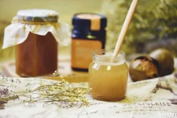 秋梨膏為什么熬不稠 秋梨膏用什么鍋熬 秋梨膏為什么熬不稠 秋梨膏用什么鍋熬