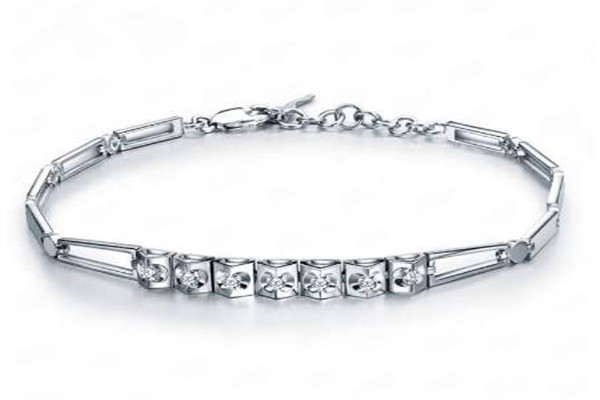 彰顯男士品味的手鏈有哪些 男士手鏈要怎樣的材質好