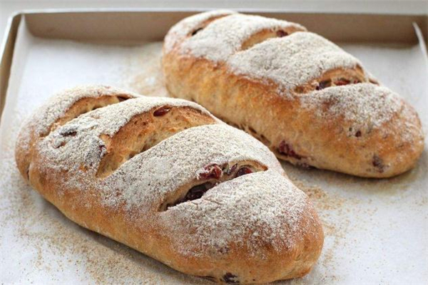 烤好的面包怎么保存 烤好的面包多久可以吃 烤好的面包怎么保存 烤好的面包多久可以吃