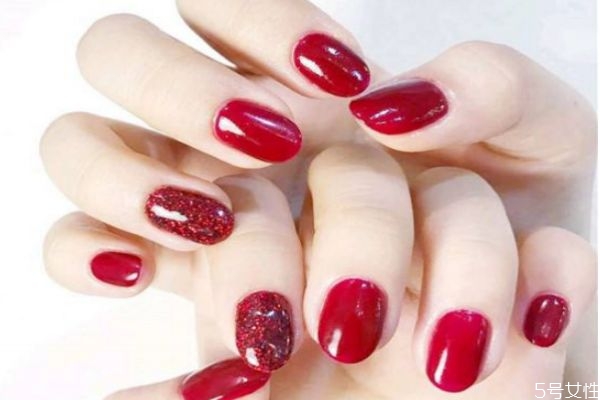 美甲的種類(lèi)有哪些 做美甲有哪些危害