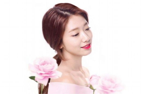 眼部脂肪粒怎么形成的 脂肪粒去除小方法 眼部脂肪粒怎么形成的 脂肪粒去除小方法