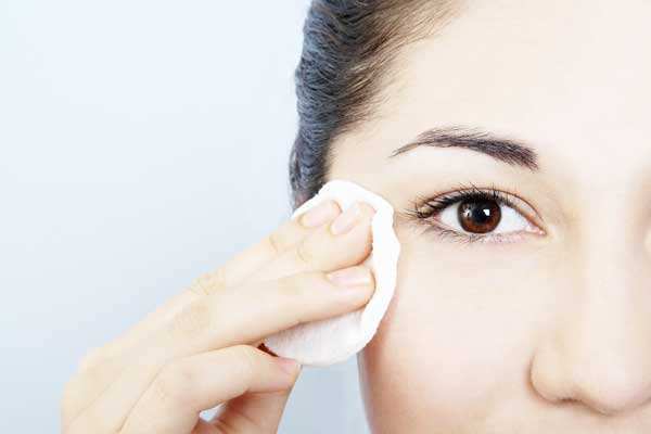 薄的卸妝棉適合卸妝嗎 薄的卸妝棉適合做什么 薄的卸妝棉適合卸妝嗎 薄的卸妝棉適合做什么