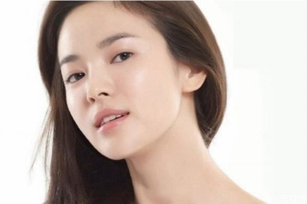 秋季如何預防長痘 怎么祛除痘痘