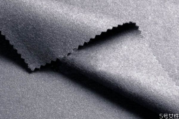 呢絨是什么面料呢 呢絨衣服有什么好處呢 呢絨是什么面料呢 呢絨衣服有什么好處呢