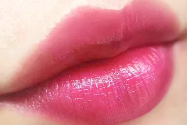 什么是水晶唇 水晶唇可以持續(xù)多久 什么是水晶唇 水晶唇可以持續(xù)多久