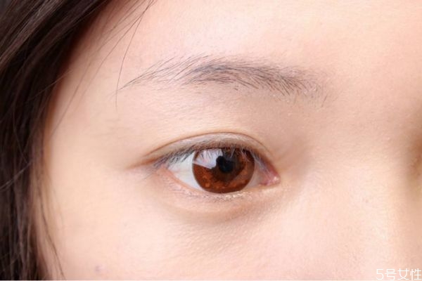 淡妝眉毛怎么畫(huà)好看 畫(huà)眉需要注意的事項(xiàng)