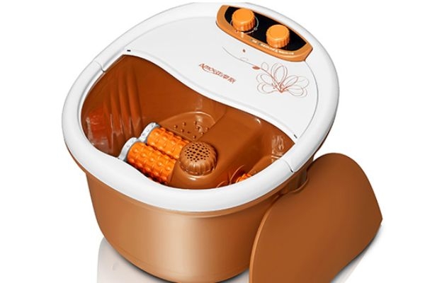 電動足浴桶使用方法 電動足浴桶使用注意事項(xiàng)