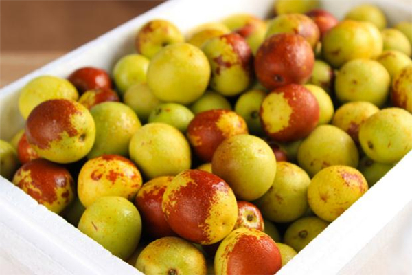 冬棗紅的好還是綠的好 冬棗全紅的正常嗎 冬棗紅的好還是綠的好 冬棗全紅的正常嗎