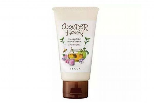 護(hù)手霜一天應(yīng)該涂幾次 護(hù)手霜還有哪些妙用 護(hù)手霜一天應(yīng)該涂幾次 護(hù)手霜還有哪些妙用