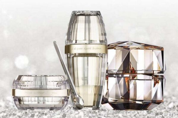 cpb和sk2是一個檔次嗎 cpb和sk2選哪個 cpb和sk2是一個檔次嗎 cpb和sk2選哪個