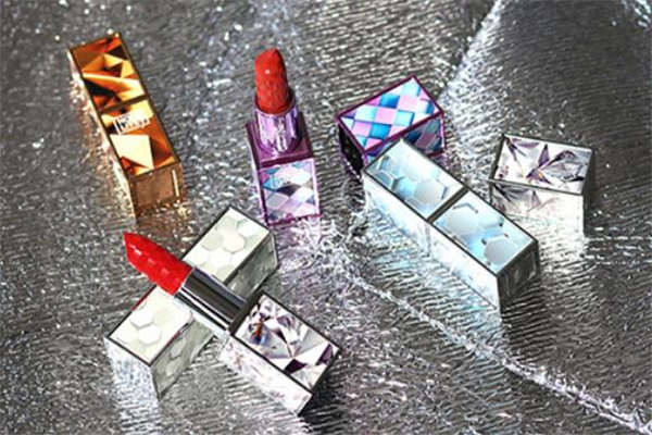 hold live魔方幻境口紅色號(hào)-hold live魔方口紅好看嗎 hold live魔方幻境口紅色號(hào)-hold live魔方口紅好看嗎