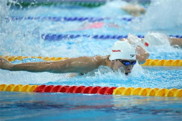 蛙泳一小時(shí)消耗多少卡路里 蛙泳一小時(shí)消耗的熱量