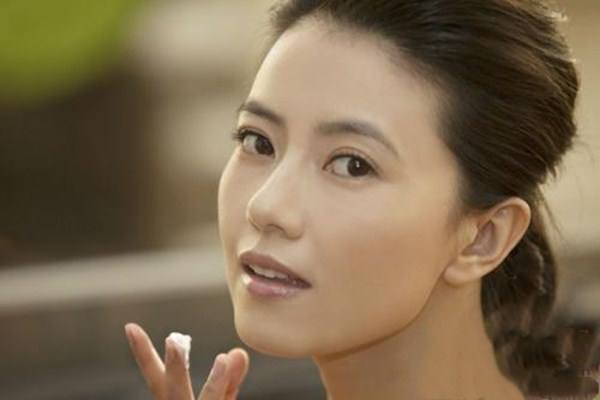 爽膚水怎么鑒別含酒精 含水楊酸爽膚水怎么鑒別 爽膚水怎么鑒別含酒精 含水楊酸爽膚水怎么鑒別