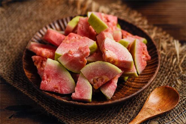 番石榴吃了會上火嗎 番石榴一天吃多少合適