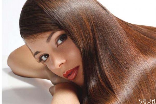 頭發(fā)需要保養(yǎng)嗎 頭發(fā)應(yīng)該怎么保養(yǎng)呢 頭發(fā)需要保養(yǎng)嗎 頭發(fā)應(yīng)該怎么保養(yǎng)呢