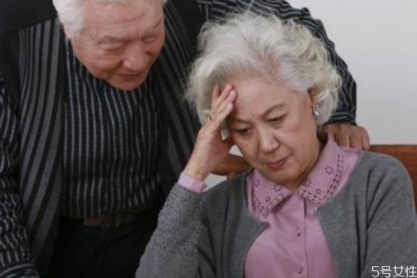 中風后有什么癥狀呢 中風有什么危害呢