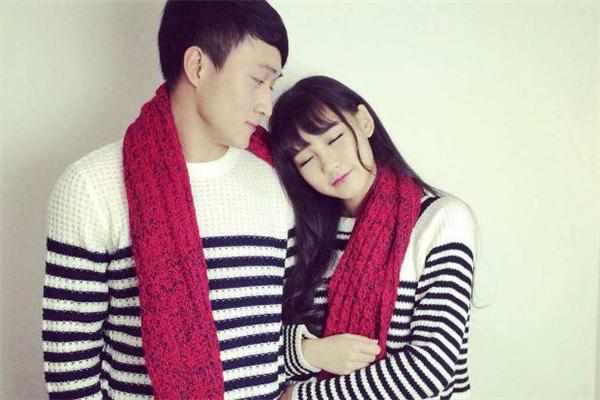 父母反對姐弟戀怎么辦 父母反對的姐弟戀還要堅(jiān)持嗎