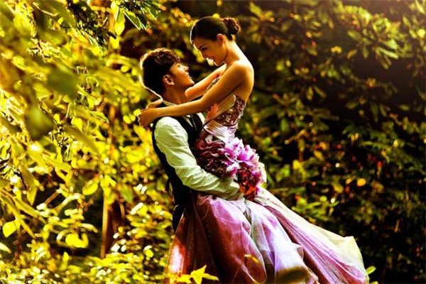 父母反對姐弟戀怎么辦 父母反對的姐弟戀還要堅(jiān)持嗎