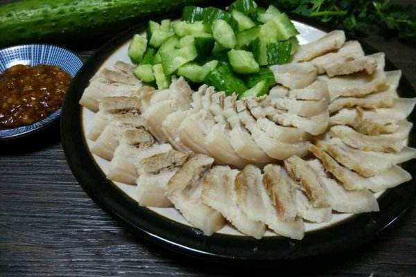 白肉要煮多長時(shí)間 白肉怎么煮才好吃