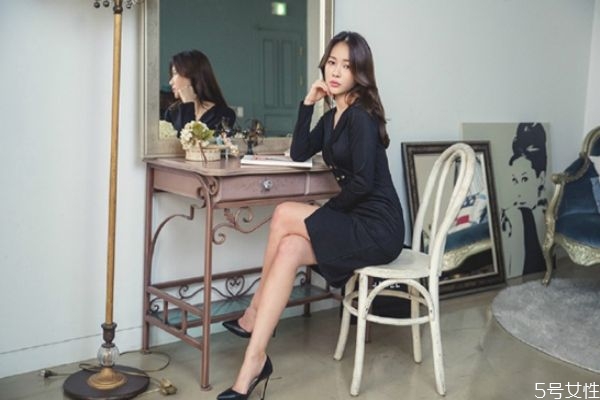 離婚的女人會(huì)幸福嗎 離婚的女人如何主動(dòng)獲得幸福 離婚的女人會(huì)幸福嗎 離婚的女人如何主動(dòng)獲得幸福