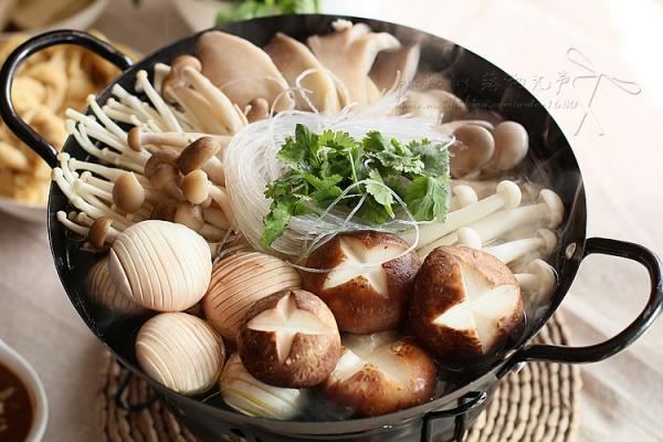 菌類為什么要焯水 菌類怎么焯水 菌類為什么要焯水 菌類怎么焯水