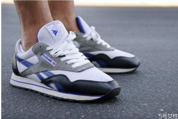 早上跑步好還是晚上跑步好呢 什么時(shí)候跑步最好呢 早上跑步好還是晚上跑步好呢 什么時(shí)候跑步最好呢