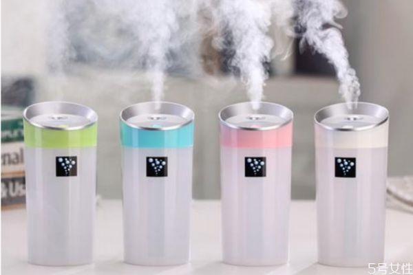 噴霧補(bǔ)水儀沒洗臉可以用嗎 噴霧補(bǔ)水儀使用步驟 噴霧補(bǔ)水儀沒洗臉可以用嗎 噴霧補(bǔ)水儀使用步驟