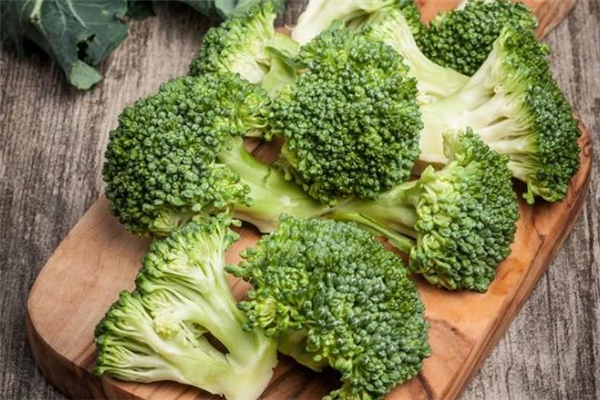 吃西蘭花可以增強(qiáng)免疫力嗎 西蘭花怎么吃有營(yíng)養(yǎng) 吃西蘭花可以增強(qiáng)免疫力嗎 西蘭花怎么吃有營(yíng)養(yǎng)