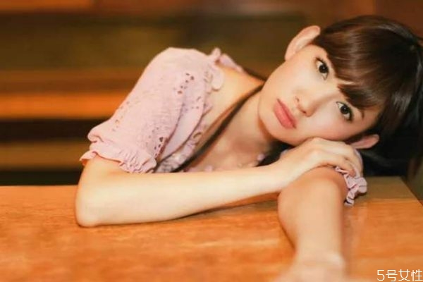 什么樣女生最有魅力呢 最受男生歡迎女生類(lèi)型有什么呢