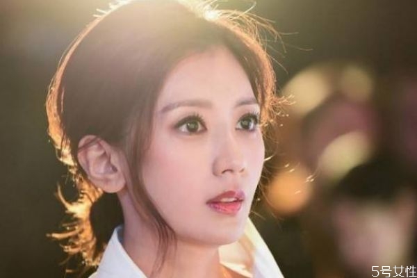 什么樣女生最有魅力呢 最受男生歡迎女生類(lèi)型有什么呢