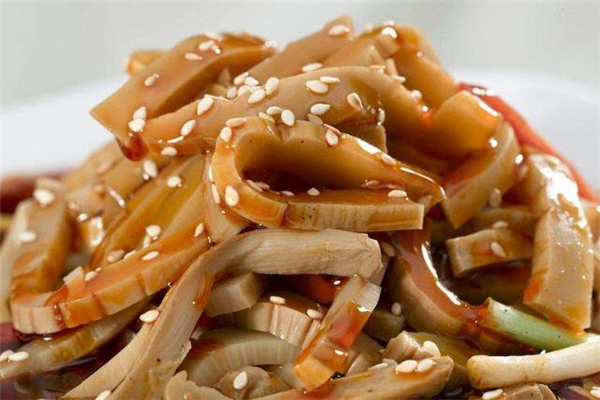 筍干為什么會發(fā)黑 筍干里面有黑點能吃嗎 筍干為什么會發(fā)黑 筍干里面有黑點能吃嗎