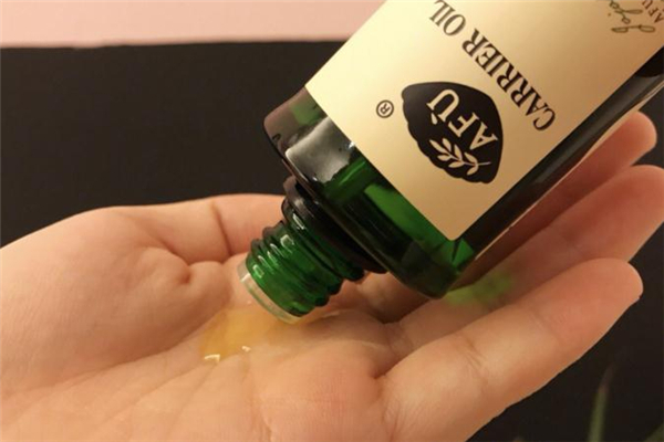 阿芙荷荷巴油會結(jié)凍嗎 阿芙荷荷巴油凍住凝固了怎么辦 阿芙荷荷巴油會結(jié)凍嗎 阿芙荷荷巴油凍住凝固了怎么辦