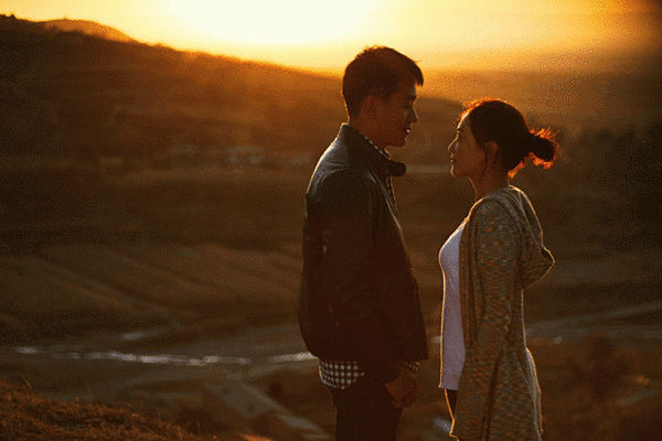 對一個(gè)人喜歡到什么程度才算愛 愛一個(gè)人可以愛到什么程度 