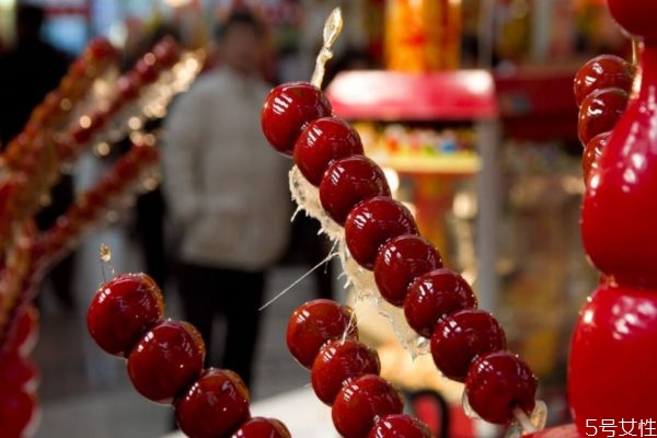 冰糖葫蘆的熱量高嗎 吃冰糖葫蘆會(huì)長胖嗎