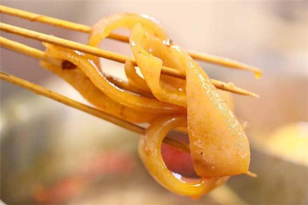 豬皮可以天天吃嗎 豬皮吃多了有沒(méi)有害處