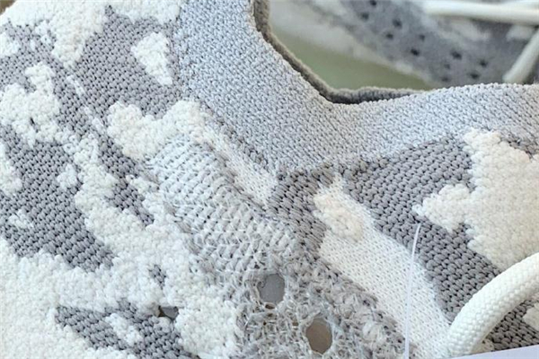 椰子380外星人開箱測評-yeezy 380 alien實(shí)物上腳圖