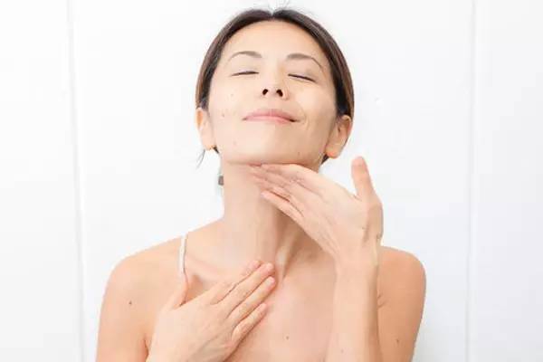 曬斑是怎么形成的 日常怎么去除曬斑 曬斑是怎么形成的 日常怎么去除曬斑