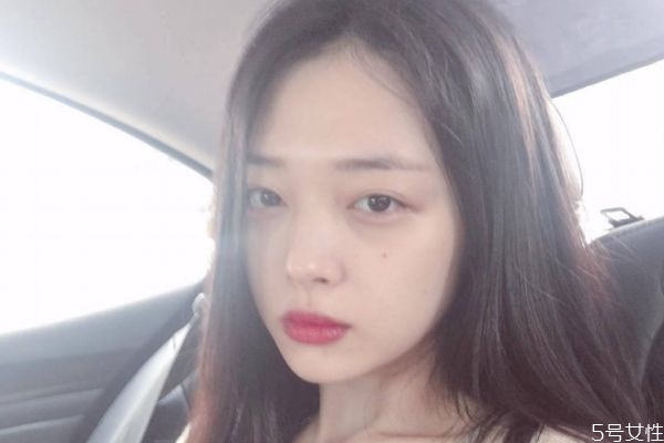 下巴打了玻尿酸有硬塊怎么回事 玻尿酸打下巴會(huì)硬幾天