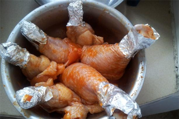 雞腿和雞胸哪個(gè)營(yíng)養(yǎng)高 雞腿肉和雞胸肉的區(qū)別